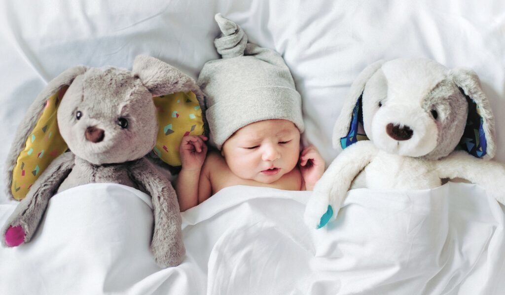 Relaxing toys for baby sleep